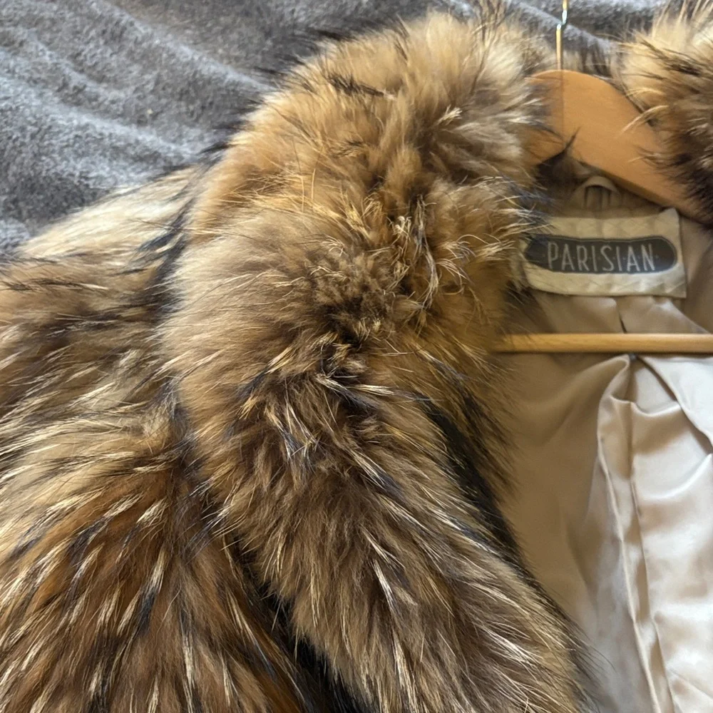 Parisian Brand Vintage Raccoon?  Fur Coat - Picture 7 of 13
